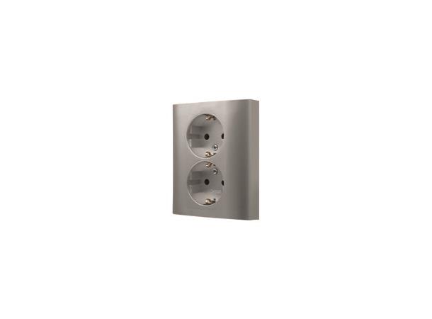 Vägguttag 2-vägs inf 16A jord skruv Aluminium Premium 