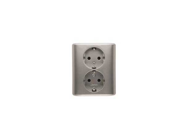 Vägguttag 2-vägs inf 16A jord skruv Aluminium 