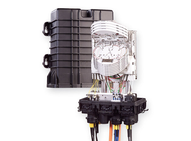 Commscope Skarvbox FIST-GC02-FC6-NN 6 runda + 1 oval utgång exk. kassett 